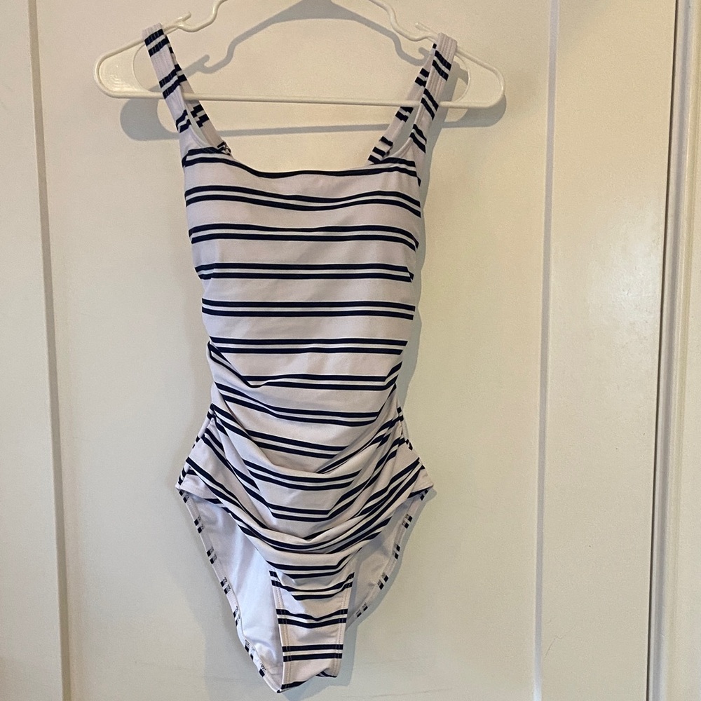 NWT Nautica one piece white and navy striped suit with built in shelf bra